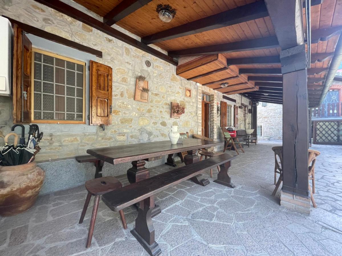 Mazzetti Country House-Vita In Campagna Con Giardino Vimignano-Chiesa Exterior foto